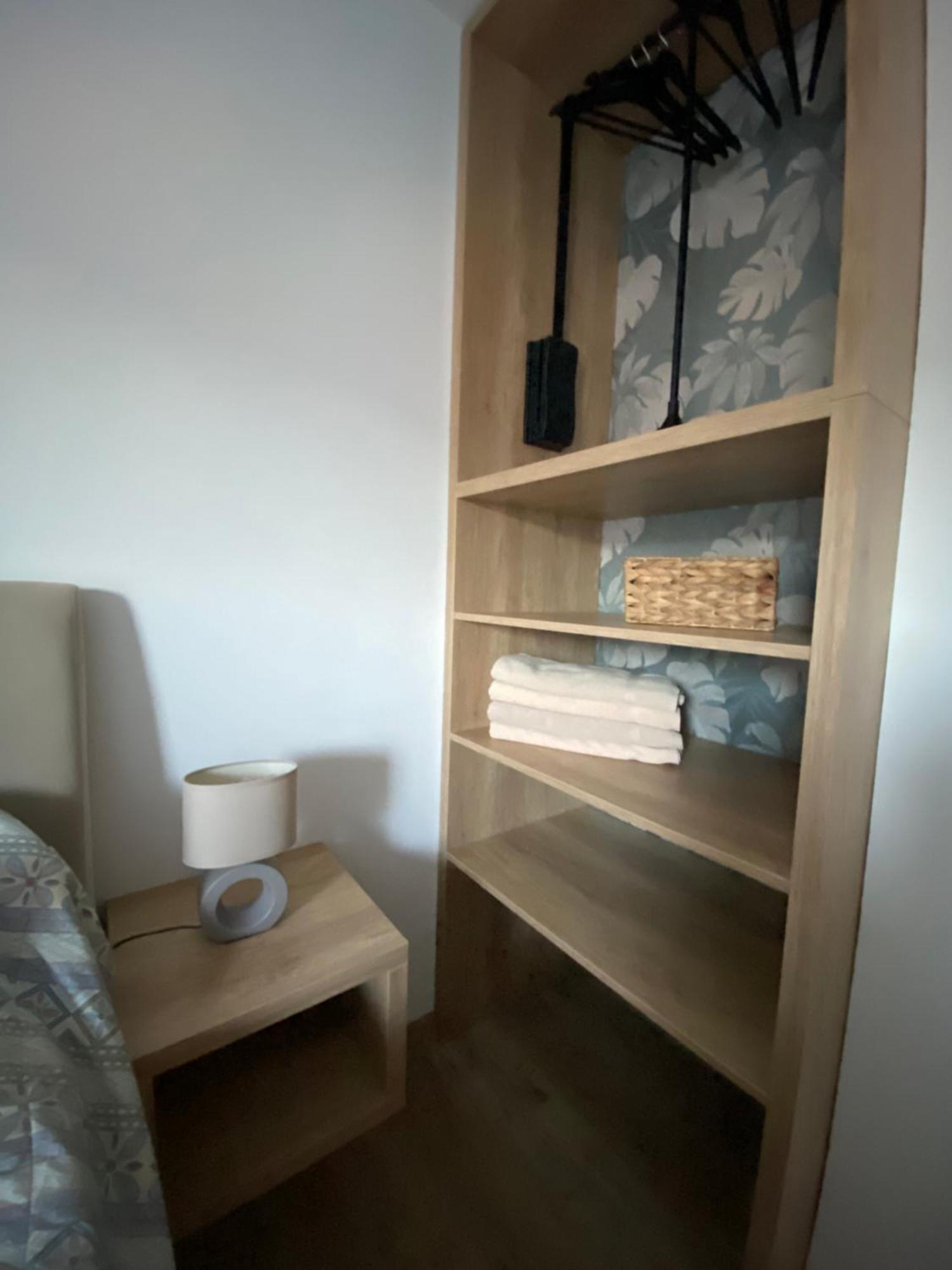 Apartmani Peric Старий Град Екстер'єр фото
